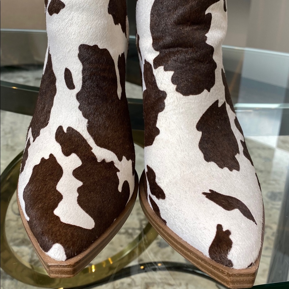 Steve Madden cowhide ankle boots